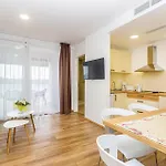Gorgeous In With Wifi Apartment