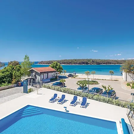 公寓 2 Bedroom Stunning In *