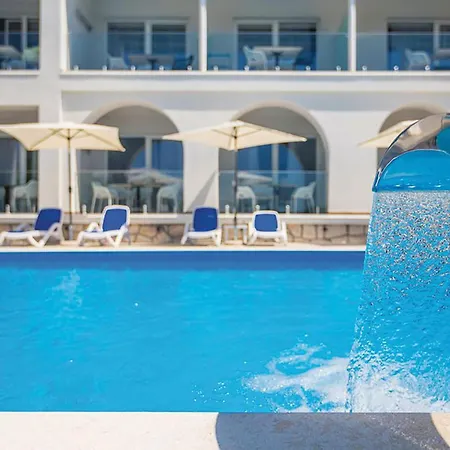 Apartamento 2 Bedroom Stunning In