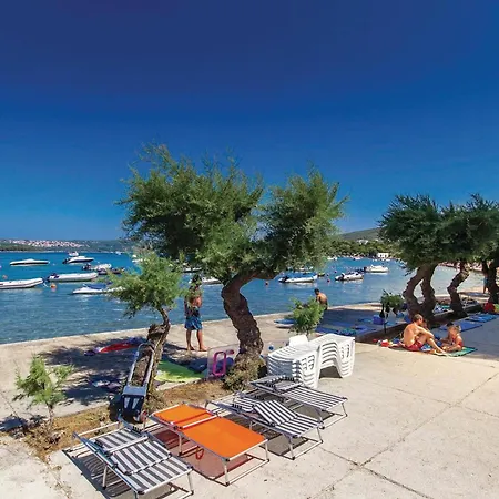 2 Bedroom Stunning In