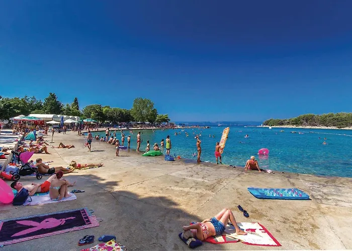 2 Bedroom Stunning In Punat